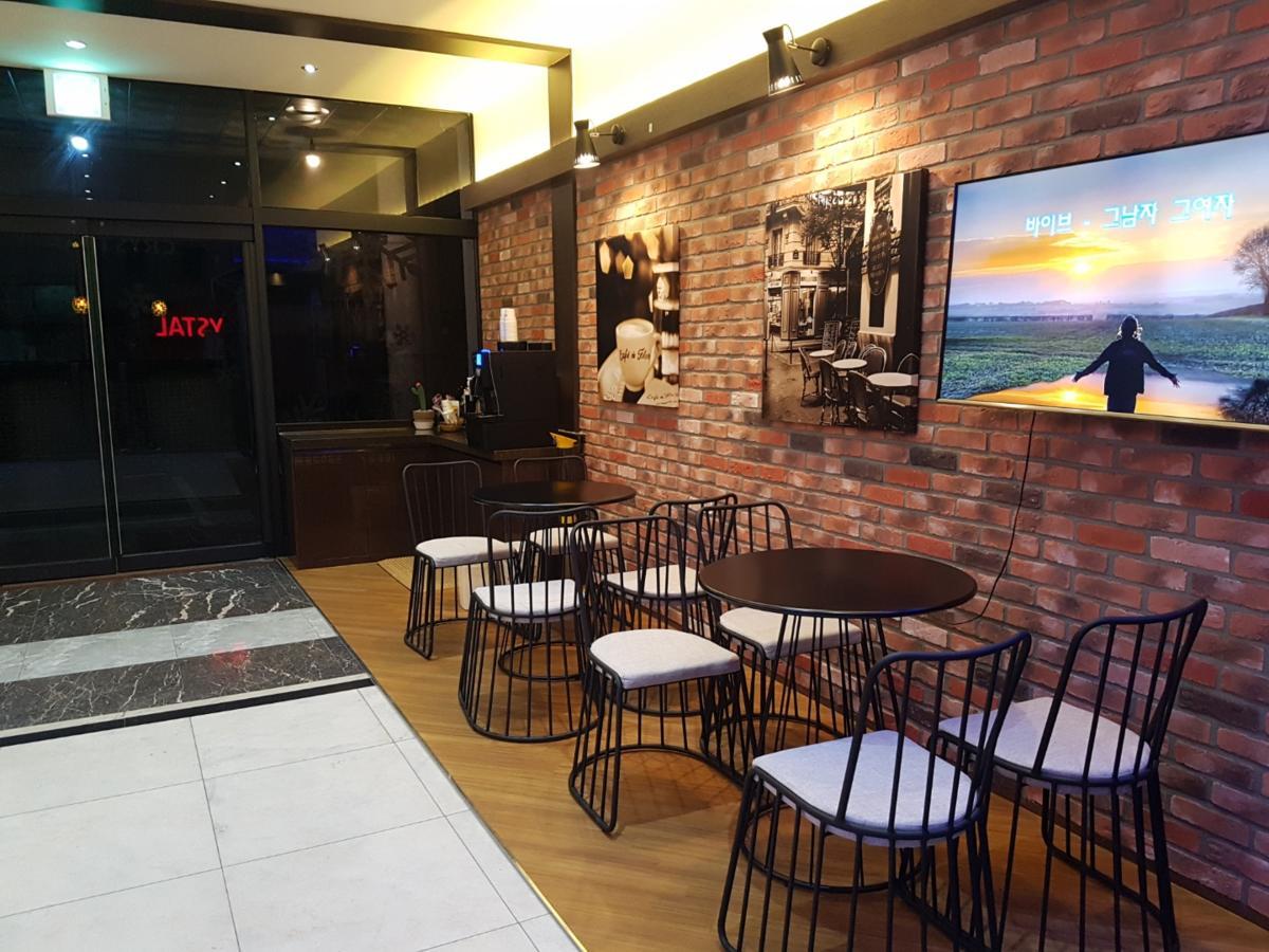 Crystal Motel Gangneung Ngoại thất bức ảnh
